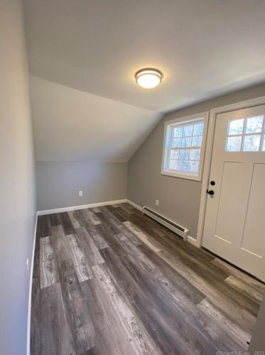 125 Main St, North Sterling, CT 06377-1813