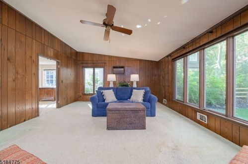 22 Rose Ter, Chatham Township NJ  07928-2070 exterior