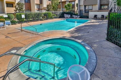 26316 Plata Ln, Calabasas CA  91302-2611 exterior