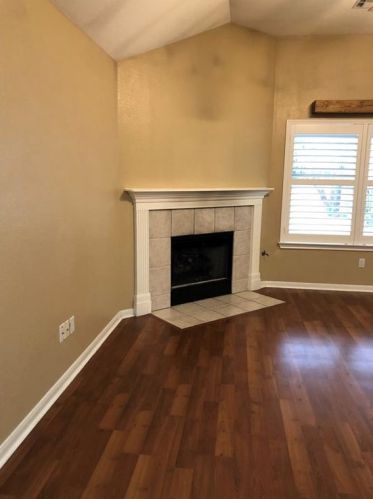 151 Village Commons Blvd, Georgetown TX  78633-4451 exterior