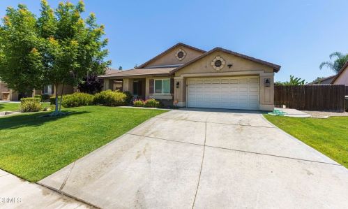 5608 Fiji Dr, Bakersfield, CA 93311-9093
