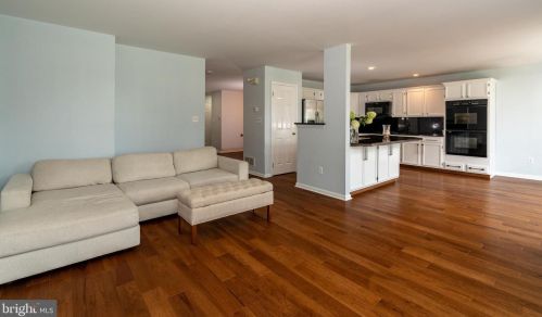 118 Shoal Creek Dr, Blue Bell PA  19422-3250 exterior