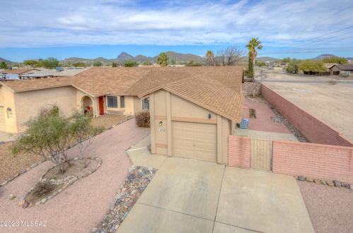 1672 Cochran St, Tucson, AZ 85746-1316