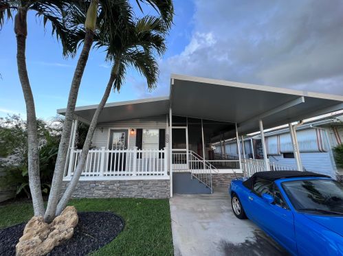 8934 Shady Ln, Boynton Beach, FL 33436-2351