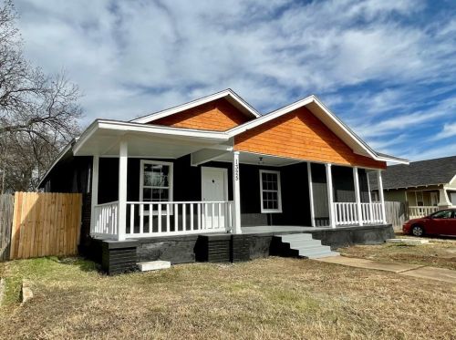 1325 Richmond Ave, Fort Worth, TX 76104-6116
