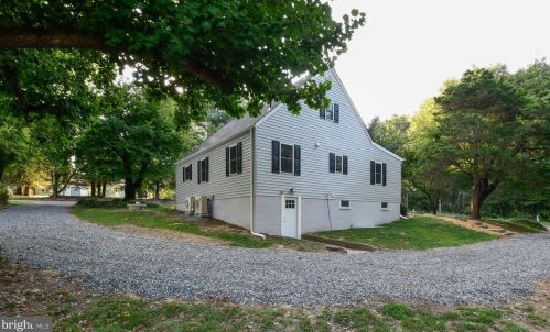 241 Forest Lane Rd, Fredericksburg VA  22405-3182 exterior