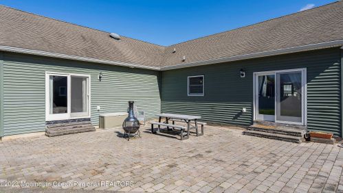 208 Virginia Dr, Bricktown NJ  08723-6521 exterior