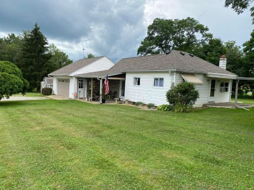 18512 Coshocton Rd, Mount Vernon, OH 43050-8267
