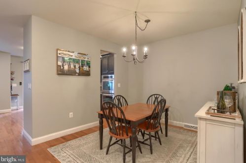 302 Witwer Way, Mount Joy PA  17552-1162 exterior