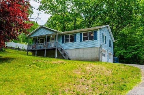 63 Kinsman Hill Rd, Norwich, CT 06351-2912