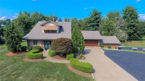 53 Van Voorhis Ln, Monongahela, PA 15063-3429