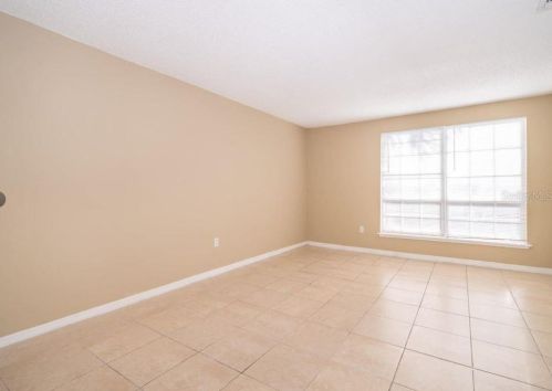 4180 Versailles Dr, Orlando, FL 32808-2290