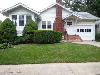 1323 Unami Ave, Tinton Falls, NJ 07712-4826