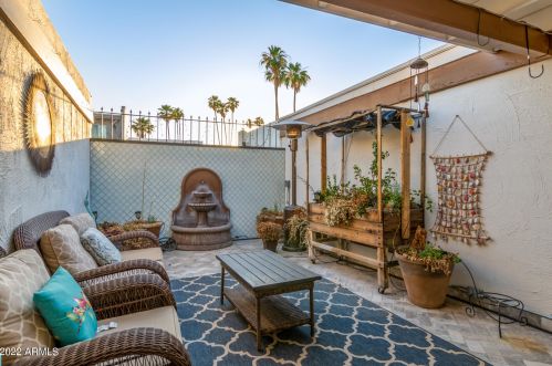 7724 Camelback Rd, Scottsdale AZ 85251-1801 exterior