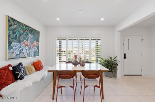 6811 11th Pl, Phoenix AZ  85014-1027 exterior