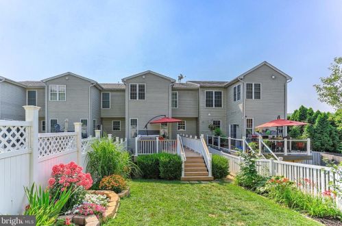 230 Front St, Tolna, PA 17349-9602