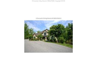 114 Graff Ln, Charleston, WV 25304-1065