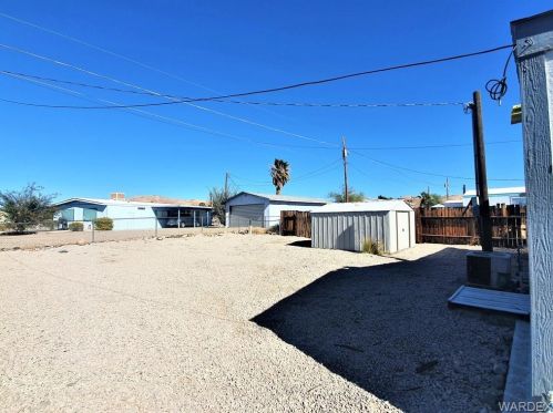 1801 Wendell Ave, Bullhead City AZ  86442-8148 exterior