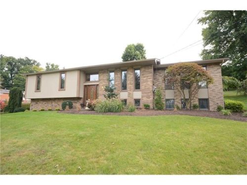 101 Sweetbriar Dr, Canonsburg, PA 15317-2473