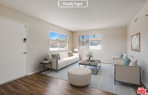 20707 Dot St, Santa Clarita CA  91350-2001 exterior