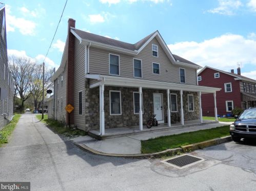 121 Race St, Falmouth, PA