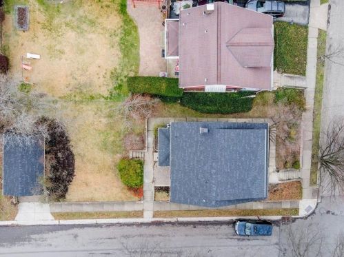 221 Questend Ave, Pittsburgh PA 15228-2461 exterior