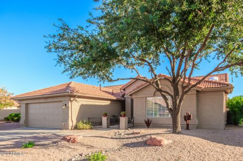 9309 Coopers Hawk Dr, Chandler, AZ 85248-7447