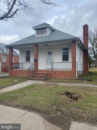 307 Winston Ave, Wilmington DE  19804-1733 exterior