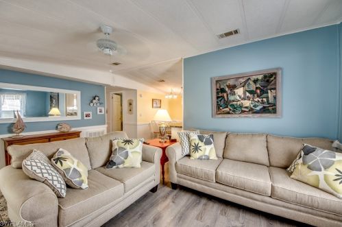 7196 Drum Dr, Saint James City FL  33956-2726 exterior