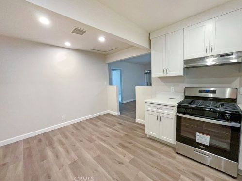 1504 Acacia Ave, Compton, CA 90220-4712