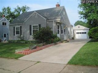 1746 Evergreen Ave, Akron, OH 44301-2540