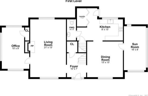 35 Ardsley Rd, Stamford, CT 06906-2401