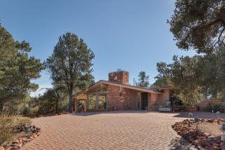 245 Color Cove Rd, Sedona, AZ 86336-3604