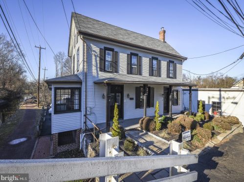 34 Afton Ave, Yardley PA  19067-1402 exterior