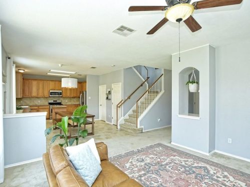 10208 Beard Ave, Austin TX 78748-3956 exterior