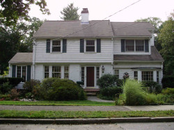 45 Pontiac Rd, Newton, MA 02468-1810