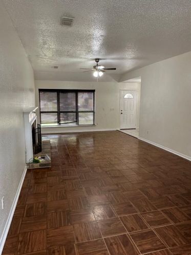 3608 Ginger Ln, Pearland, TX 77581-5306