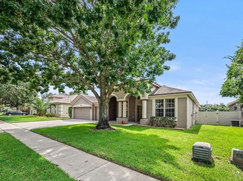 2856 University Acres Dr, Orlando, FL 32817-3012