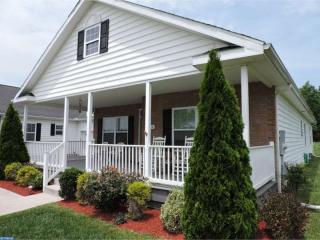 160 Winding Carriage Ln, Dover, DE 19904-1275