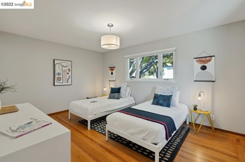 210 Amherst Ave, Berkeley CA 94708-1001 exterior