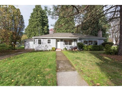 218 Knights Bridge Rd, Barlow, OR 97013-3619