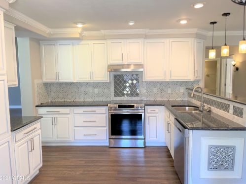 7452 Via Montoya Dr, Glendale AZ  85310-5664 exterior