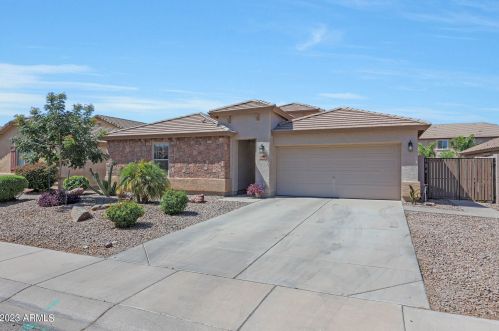 758 Desert Valley Dr, San Tan Valley, AZ 85143-3453