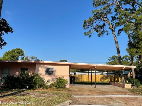 3220 Flamingo Ct, Titusville, FL 32780-5606