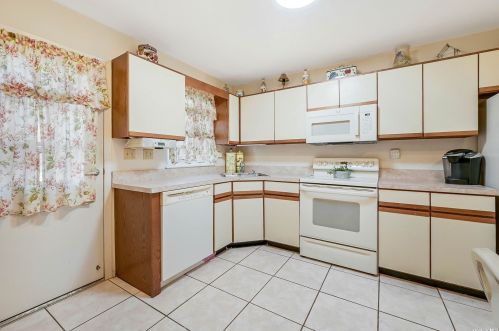 8-B Guilford Ct, Panamoka, NY 11961-8003