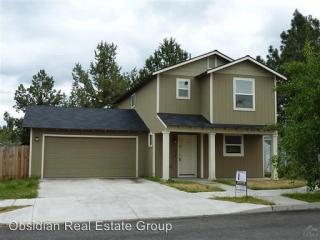 21382 Kristin Ct, Bend OR  97701-9868 exterior