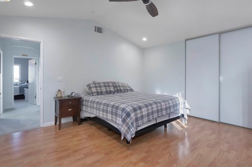 1743 Fairhaven Ct, Oakley CA  94561-3069 exterior