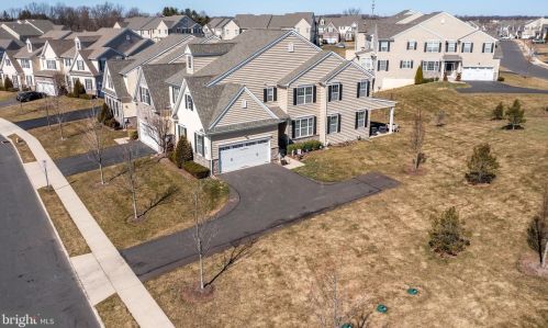 3000 Bainbridge Dr, Lansdale, PA 19446-4456