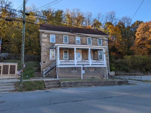 539 Front St, Fredericktown, PA 15333