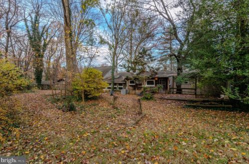 5 April Ln, Wilmington DE  19810-4122 exterior